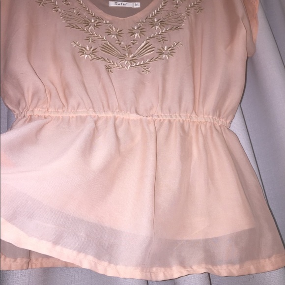 Pink women’s blouse NEW!! - Picture 4 of 4